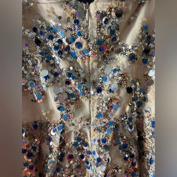 floral sequin embellished mini dress with puff sleeves NWT🦋✨ - Picture 4 of 7